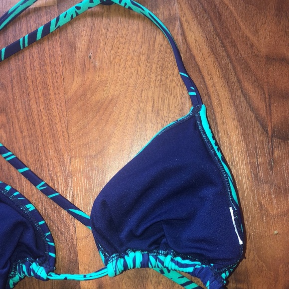 bikini top - Picture 3 of 3